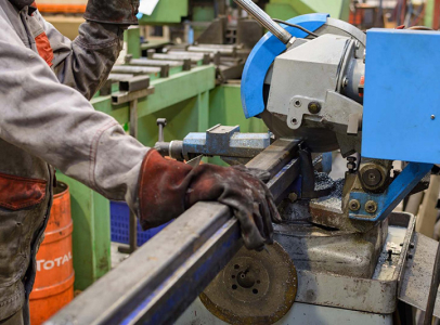 Découpe métaux à Gazeran près de Rambouillet - Yvelines (78)